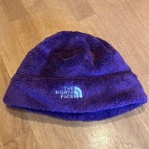 Girls purple North Face fleece hat